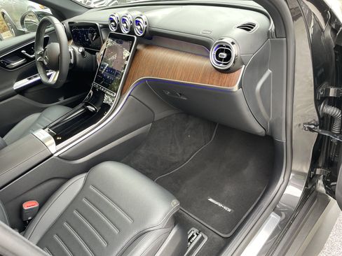 Certified 2025 Mercedes-Benz GLC 300 image 47