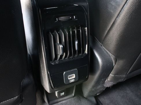 Used 2025 Jeep Compass Trailhawk AWD/4WD image 21