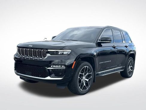 Used 2025 Jeep Grand Cherokee Summit AWD/4WD image 2