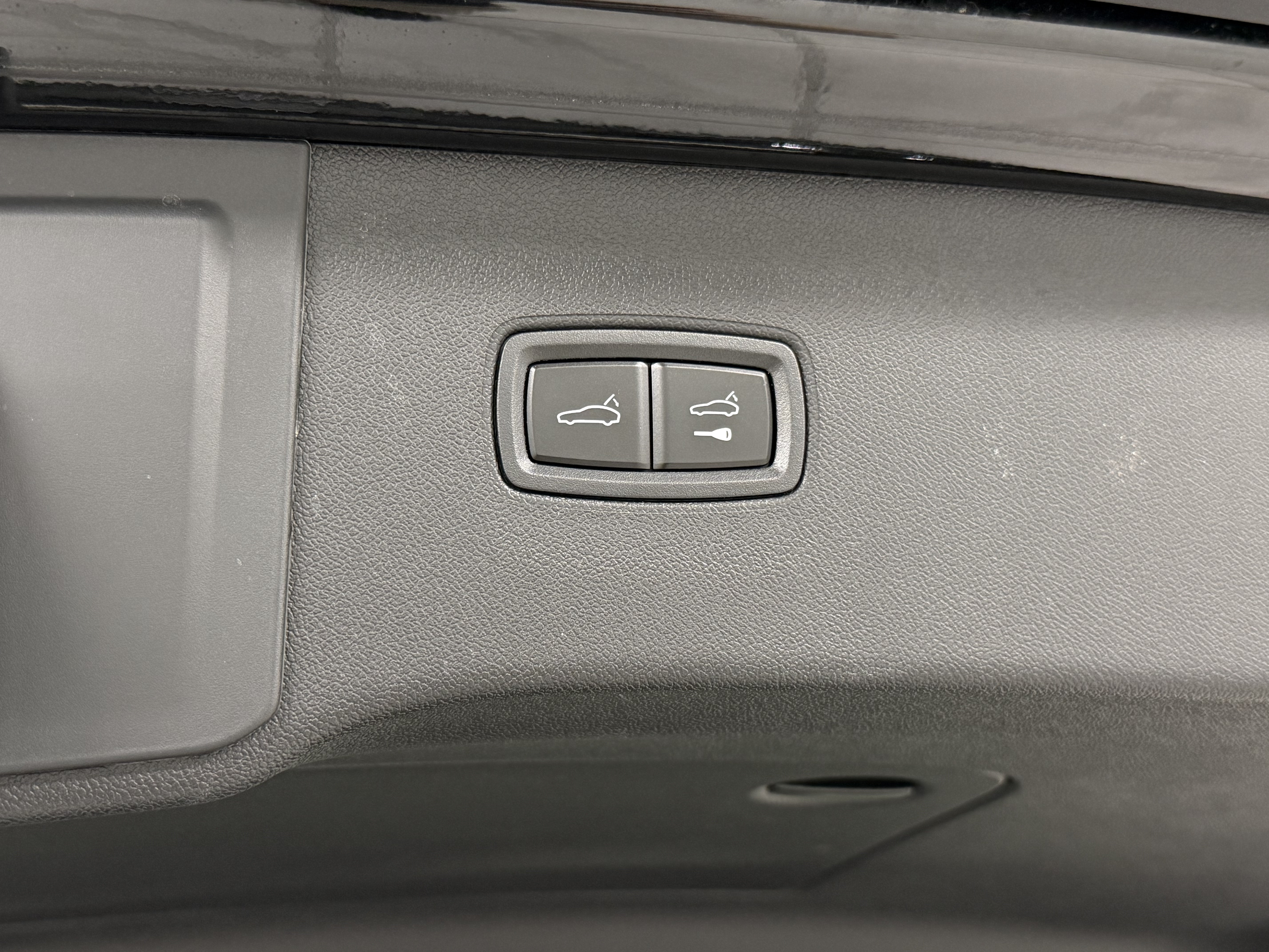 Used 2025 Porsche Cayenne S AWD/4WD image 64