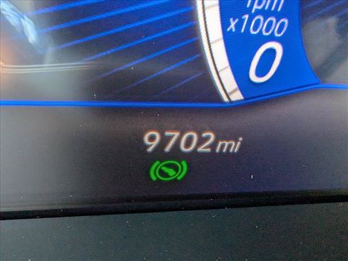 Certified 2024 Volkswagen Jetta SE w/ Panoramic Sunroof Package FWD image 31
