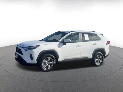Used 2025 Toyota RAV4 XLE image 8