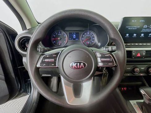 Used 2021 Kia Forte FE image 12