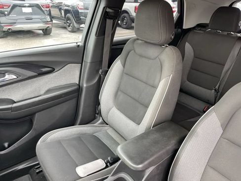 Used 2021 Chevrolet TrailBlazer LT w/ Convenience Package FWD image 23