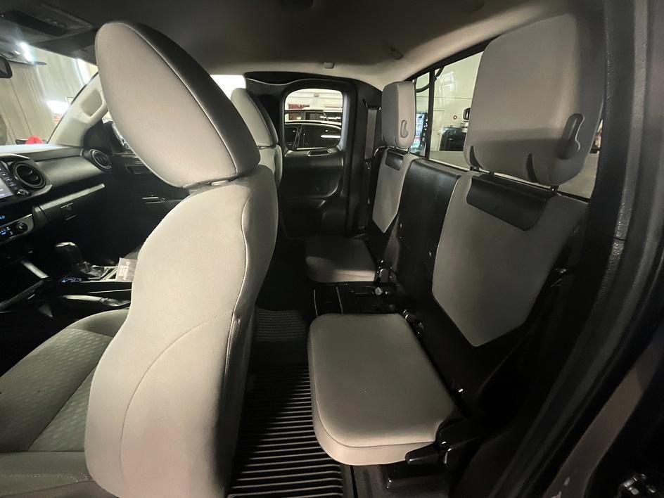 Used 2023 Toyota Tacoma SR RWD image 28