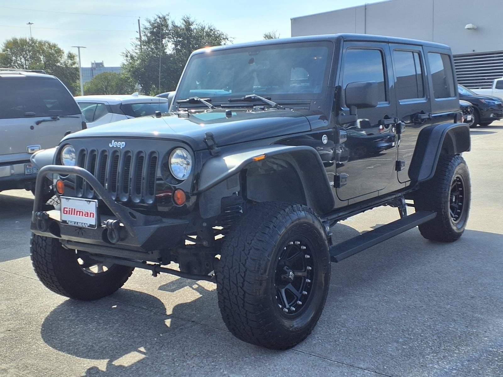 Used 2012 Jeep Wrangler Unlimited Sahara w/ Connectivity Group AWD/4WD image 20