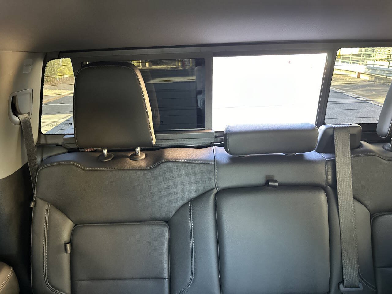 Used 2019 Chevrolet Silverado 1500 LTZ w/ LTZ Premium Package AWD/4WD image 29