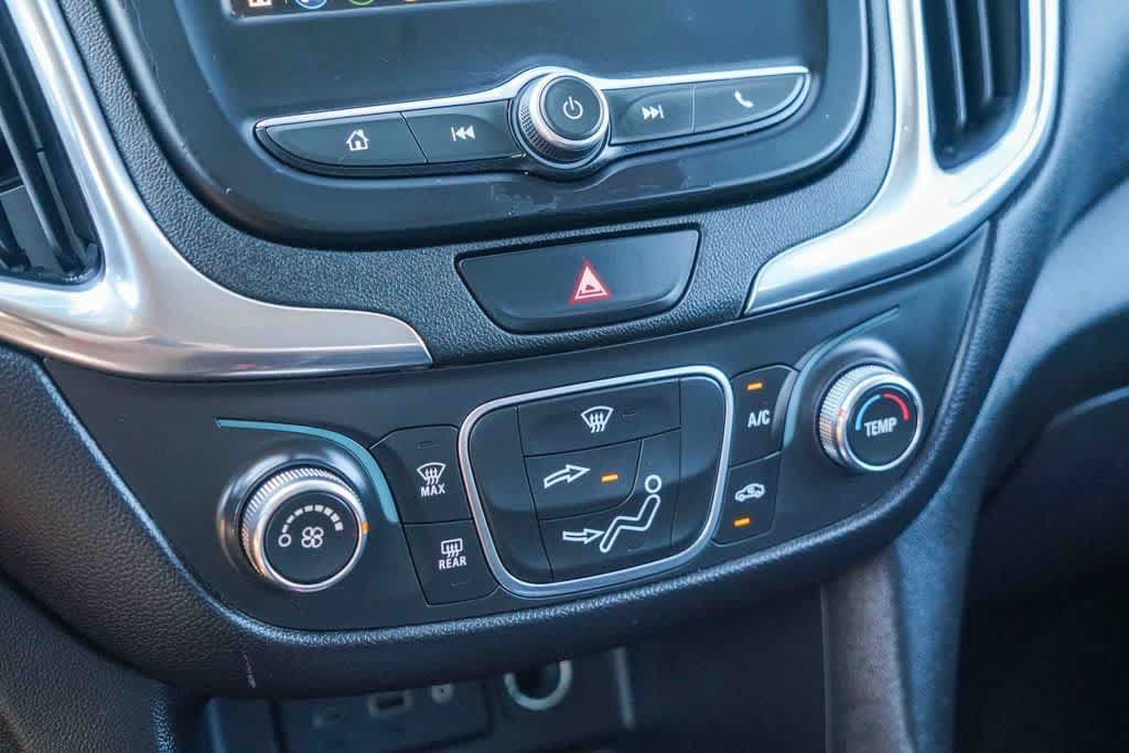 Used 2020 Chevrolet Equinox LT FWD image 21