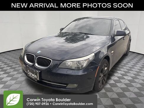 Used 2010 BMW 528i xDrive Sedan AWD/4WD image 3