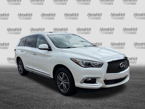 Used 2018 INFINITI QX60 image 2