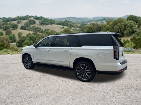 Used 2021 Cadillac Escalade ESV Sport RWD image 6