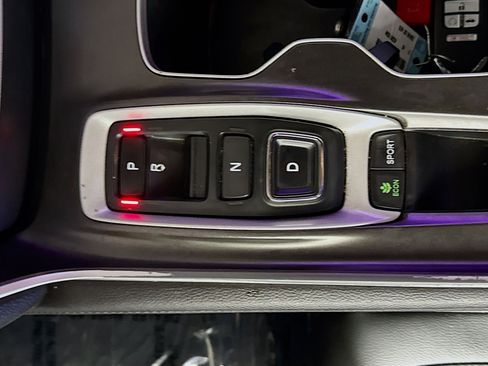 Used 2021 Honda Accord Touring image 20