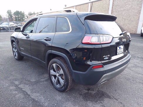 Certified 2019 Jeep Cherokee Limited image 5