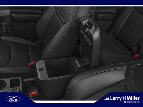 New 2025 Ford Maverick Lobo image 9