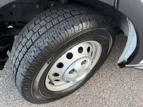 Used 2023 Ford Transit 350 XL image 39