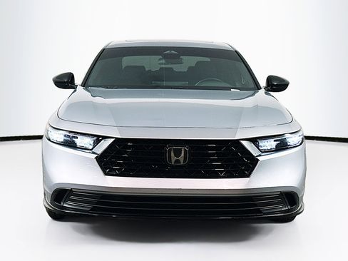 Used 2024 Honda Accord Sport image 2