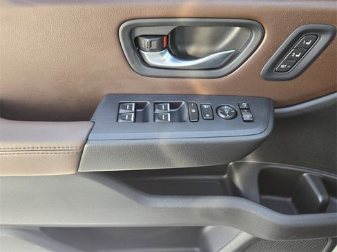 Used 2024 Honda Pilot Elite image 25