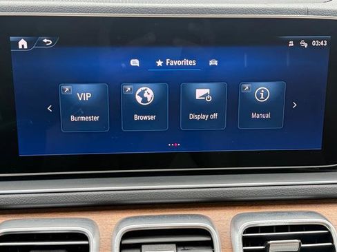 Used 2024 Mercedes-Benz GLS 450 4MATIC w/ Pinnacle Trim Package image 40