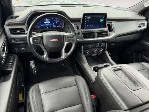 Used 2023 Chevrolet Suburban LT image 15