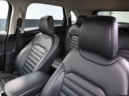 Used 2022 Ford Edge SEL w/ Convenience Package AWD/4WD image 14
