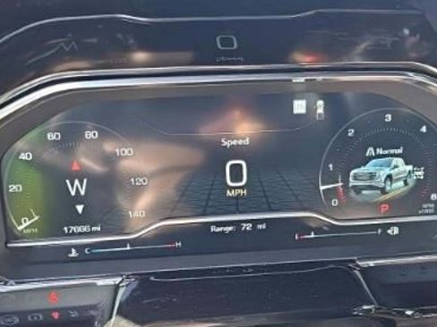 Used 2023 GMC Sierra 1500 SLT w/ SLT Premium Package image 7