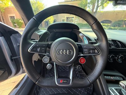 Used 2017 Audi R8 V10 plus AWD/4WD image 20