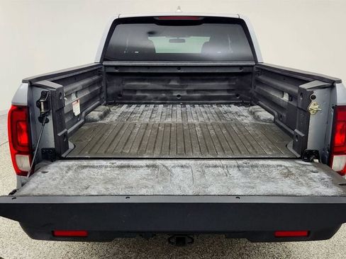 Used 2017 Honda Ridgeline RT image 20