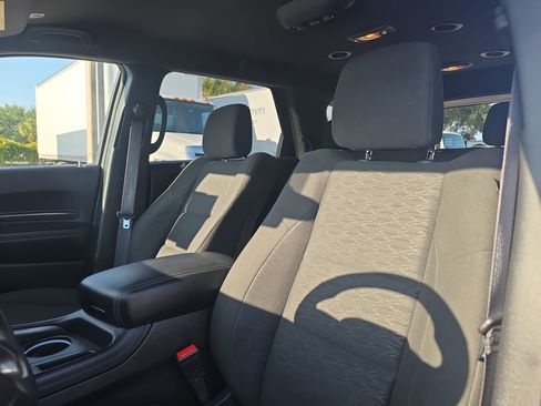 Used 2023 Dodge Durango SXT AWD/4WD image 25