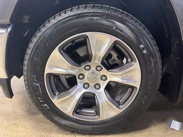 Used 2022 RAM 1500 Laramie AWD/4WD image 28