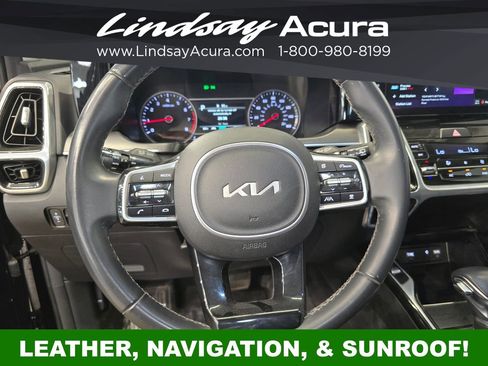 Used 2022 Kia Sorento SX AWD/4WD image 14