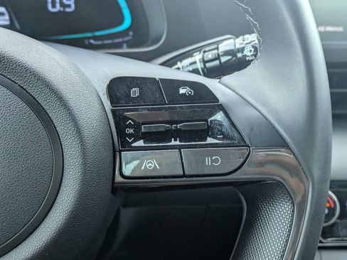 Used 2025 Hyundai Elantra Sport w/ Cargo Package FWD image 25