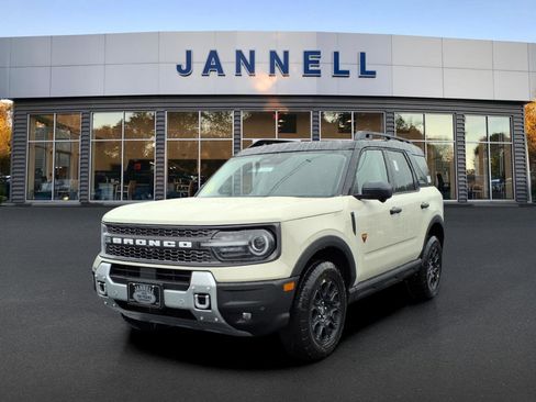 New 2025 Ford Bronco Sport Badlands w/ Badlands Tech Package image 1