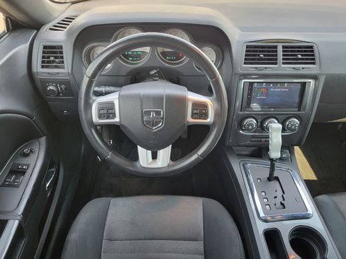Used 2014 Dodge Challenger SXT RWD image 22