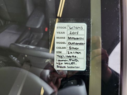 Used 2015 Mitsubishi Outlander ES FWD image 2