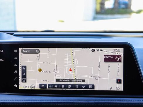 Used 2025 Nissan Ariya AWD image 14