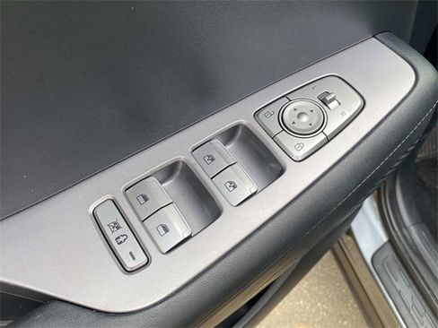 Used 2023 Hyundai Palisade SE image 14