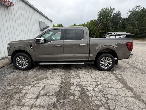 Used 2025 Ford F150 Lariat w/ Equipment Group 501A Mid AWD/4WD image 12