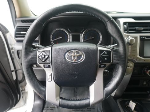 Used 2016 Toyota 4Runner SR5 Premium RWD image 17
