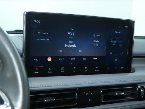 Certified 2021 Lincoln Nautilus Reserve AWD/4WD image 27