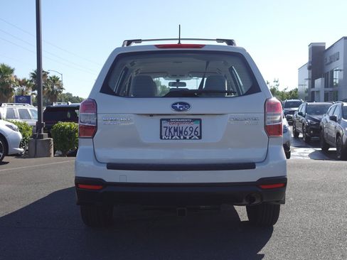Used 2015 Subaru Forester 2.5i w/ Alloy Wheel Package AWD/4WD image 6