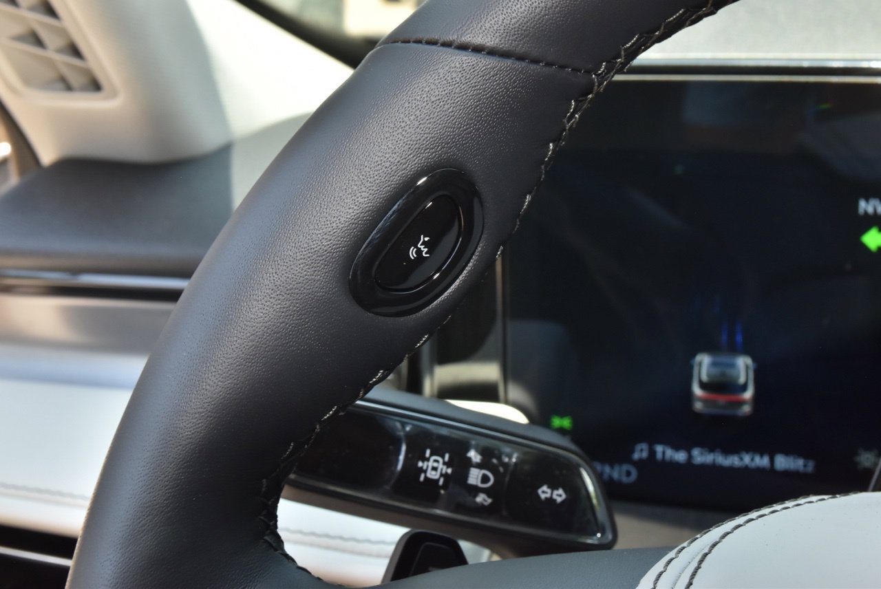 New 2026 Lincoln Aviator 2WD image 24