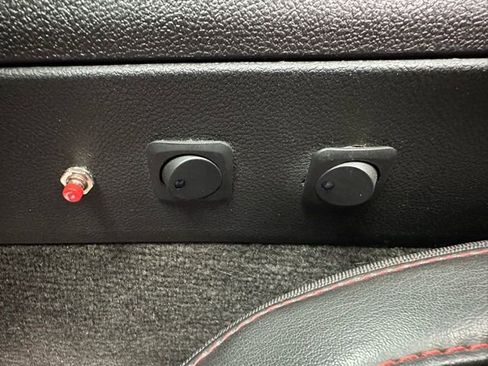 Used 2013 Chevrolet Camaro ZL1 image 35