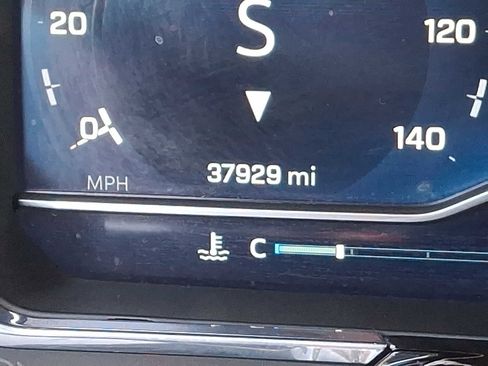 Used 2025 Chevrolet Silverado 1500 LT image 21