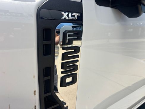 New 2026 Ford F250 XLT w/ 360-Degree Camera Package AWD/4WD image 11