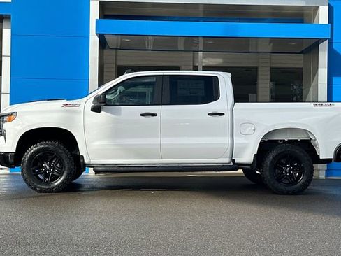 New 2026 Chevrolet Silverado 1500 Custom Trail Boss AWD/4WD image 9