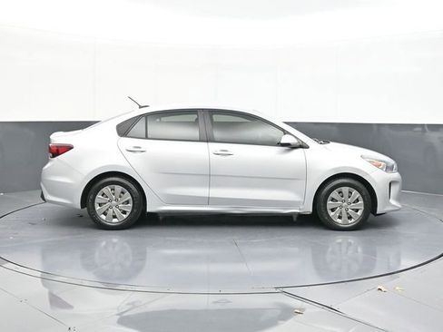 Used 2020 Kia Rio LX image 17