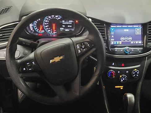 Used 2018 Chevrolet Trax LT AWD/4WD image 22