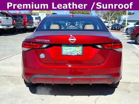 Used 2025 Nissan Sentra SV w/ SV Premium Package image 6