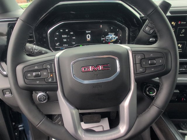 Used 2024 GMC Sierra 2500 SLT w/ SLT Convenience Package AWD/4WD image 34