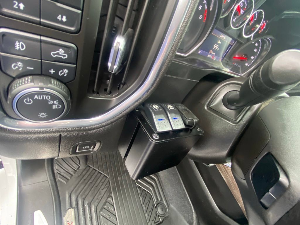 Used 2021 Chevrolet Silverado 1500 LT Trail Boss w/ Convenience Package II AWD/4WD image 13